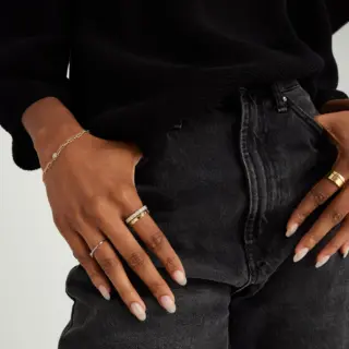 Mejuri bold eternity band featuring 3mm natural diamonds – timeless design in yellow gold