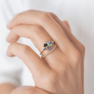 Delicate aquamarine and diamond ring in solid gold – handcrafted Clear Water design by Melanie Casey