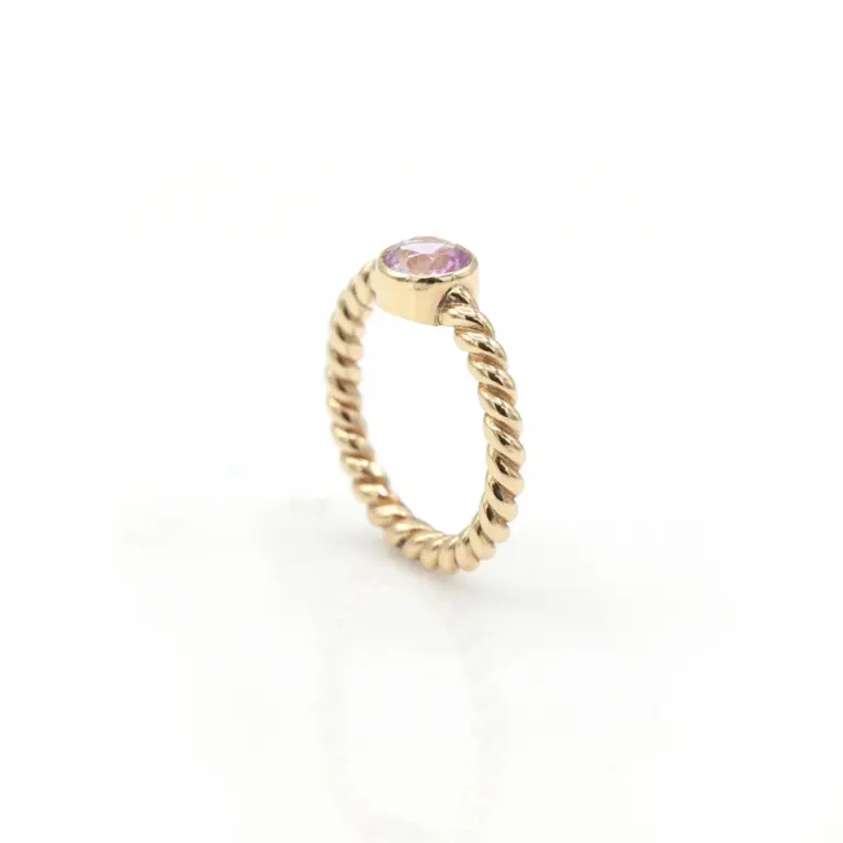 https://symmetryjewelers.com/products/14k-pink-sapphire-ring
