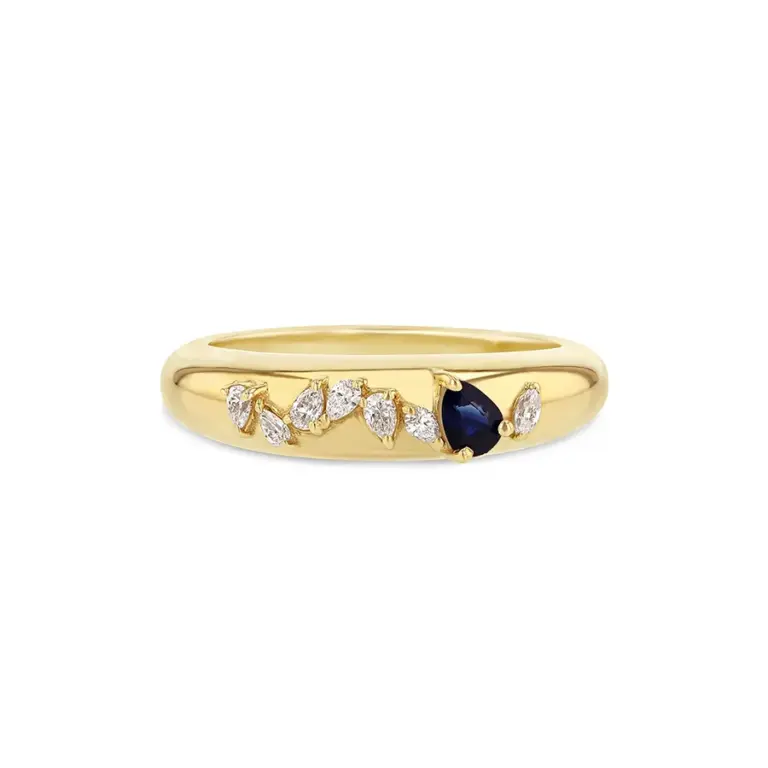 Close-up of the Demi Demi Plus 8 Ring showcasing a 0.50 ct blue sapphire set in a 14K yellow gold band.