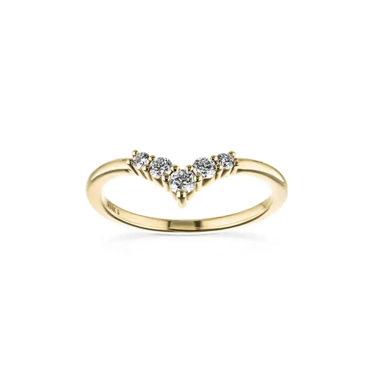 Front view of the Diamond V Wedding Band in 14K yellow gold, featuring graduated round-cut lab-grown diamonds set in a delicate V‑shaped design