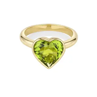 3.44 ct heart‑shaped peridot bezel ring in 14K yellow gold – Marrow Fine