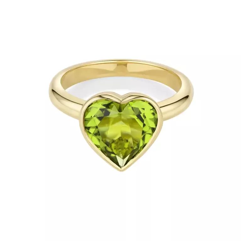 3.44 ct heart‑shaped peridot bezel ring in 14K yellow gold – Marrow Fine